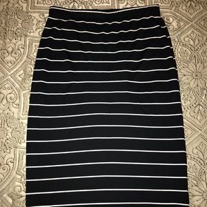 Women’s Pencil Skirt Sz M